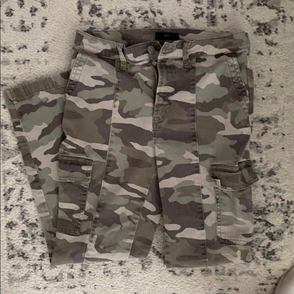 J Crew Vintage Straight Cargo in Camo Size 28